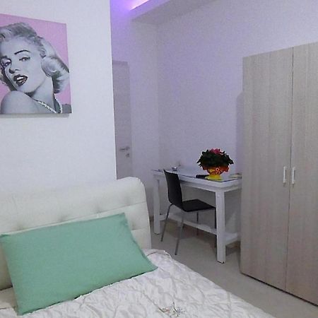 Monaco Rooms Verona Habitación foto